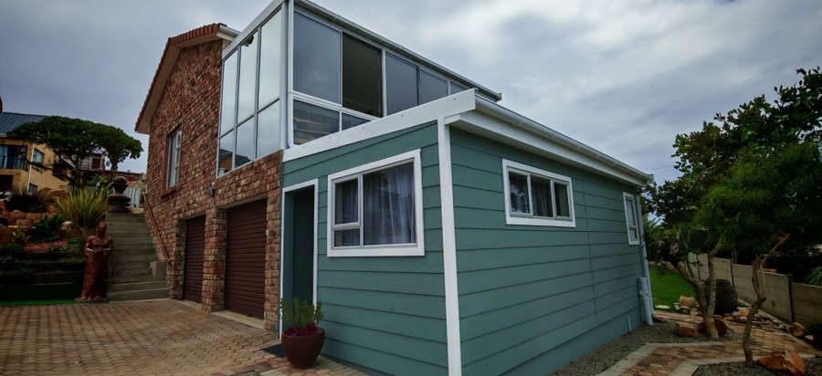 5 Bedroom Property for Sale in Dana Bay Western Cape